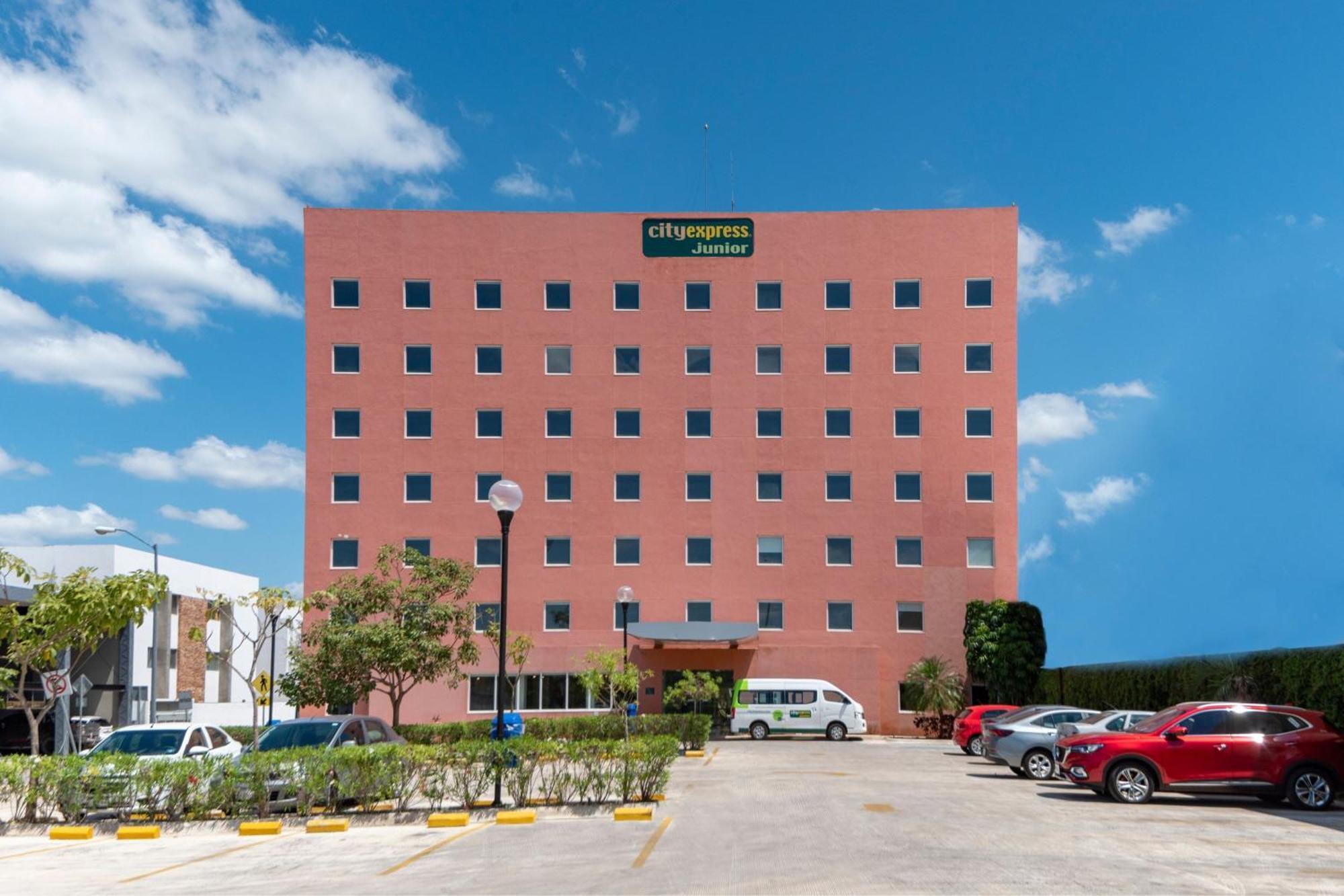 City Express Junior Merida Altabrisa Exterior foto